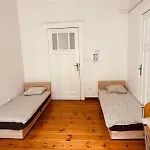 Lilia House 旅馆 波兹南