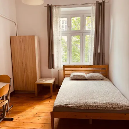 Auberge de jeunesse Lilia House