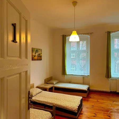 Auberge de jeunesse Lilia House *