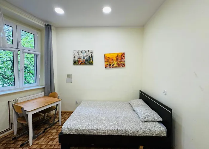 Ostello Lilia House *