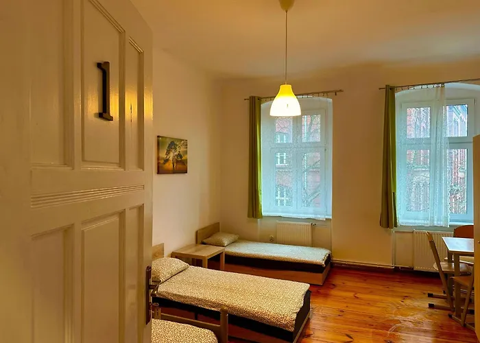 Ostello Lilia House *